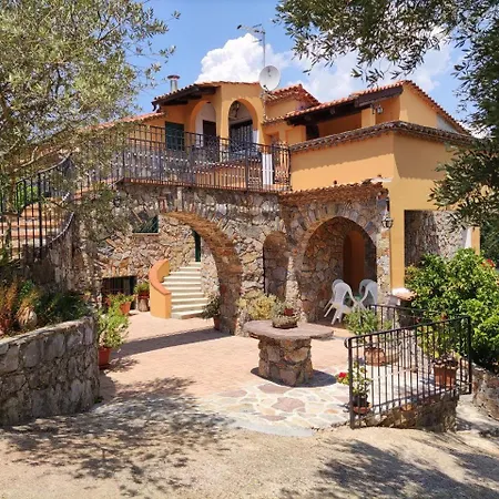 Capocanto Rooms-3